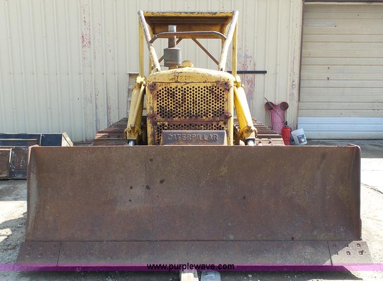 image for item BH9328 1954 Caterpillar D6 dozer
