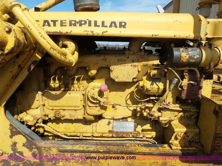 image for item BH9328 1954 Caterpillar D6 dozer