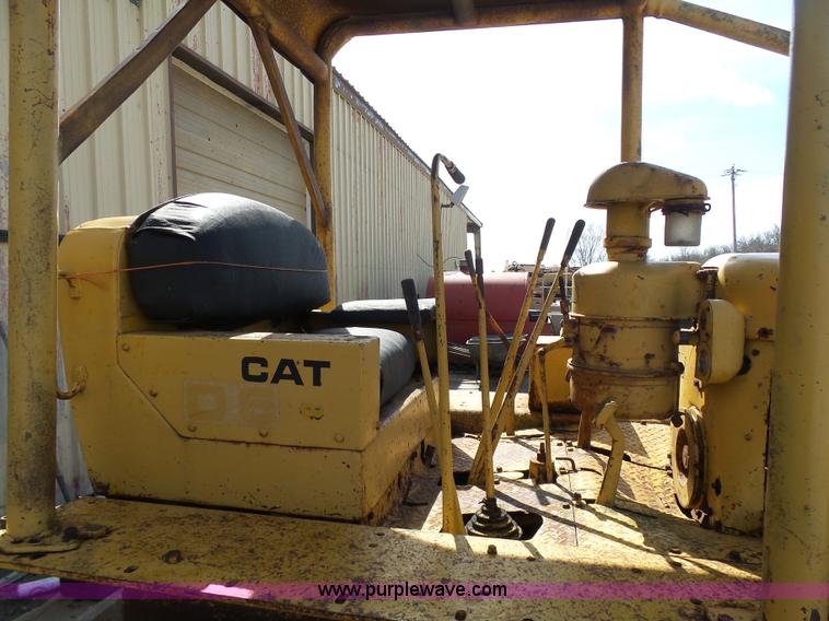 image for item BH9328 1954 Caterpillar D6 dozer