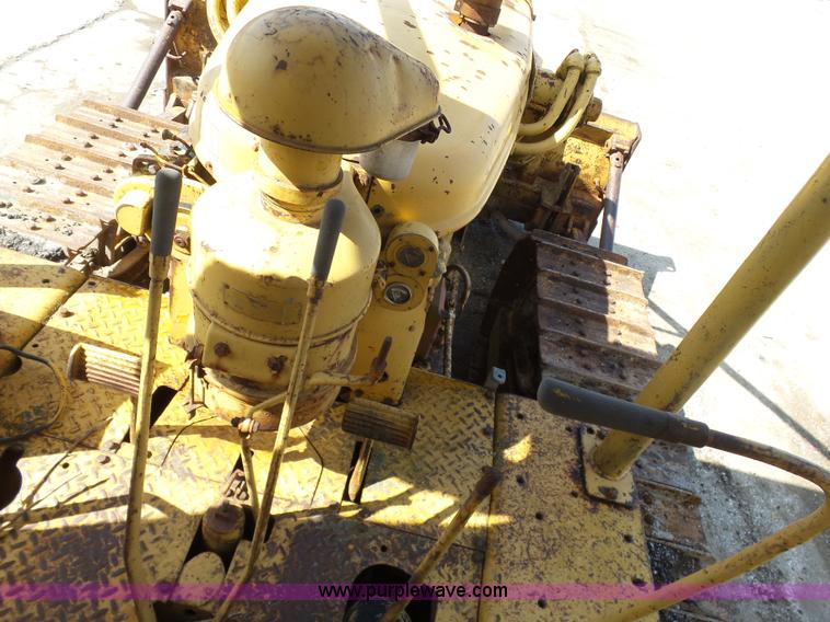 image for item BH9328 1954 Caterpillar D6 dozer