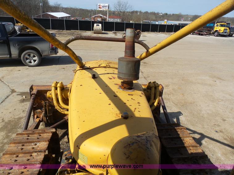image for item BH9328 1954 Caterpillar D6 dozer