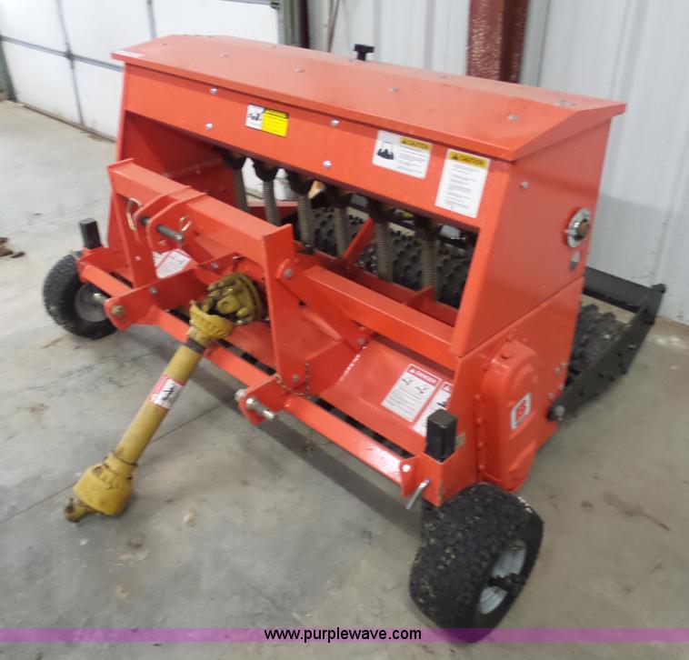 image for item BH9352 Befco 20-GRT-258 seeder