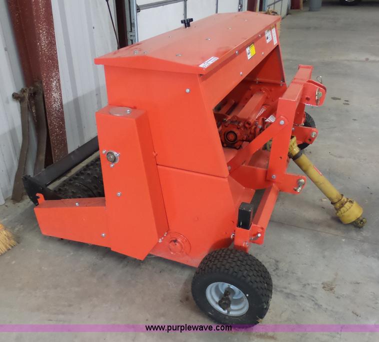 image for item BH9352 Befco 20-GRT-258 seeder