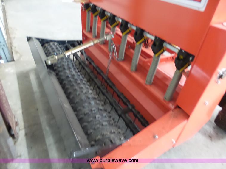 image for item BH9352 Befco 20-GRT-258 seeder