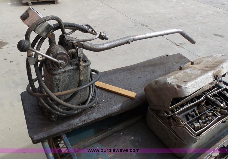 image for item BH9361 Assorted Caterpillar tooling