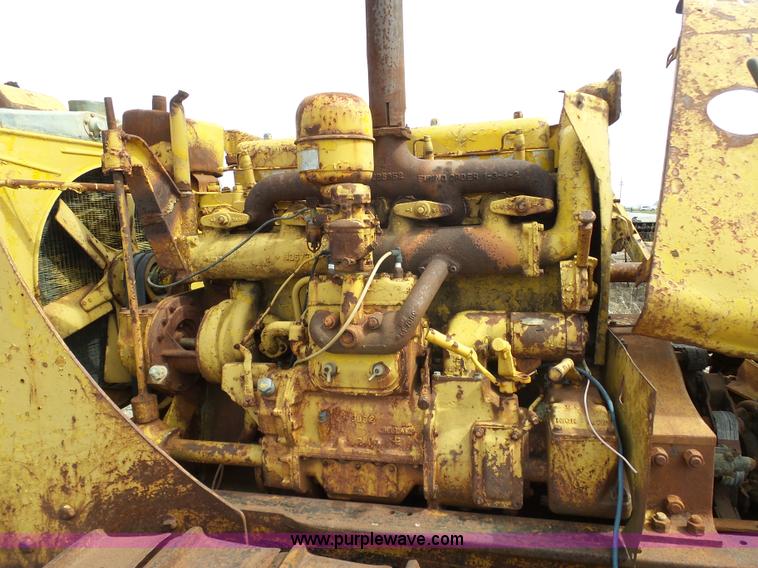 image for item G3722 Caterpillar D7 dozer