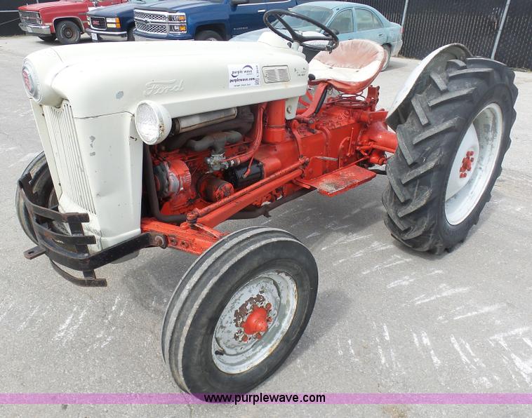 image for item L3039 Ford Jubilee tractor