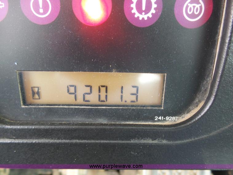 image for item L3040 2005 Caterpillar 953C crawler loader