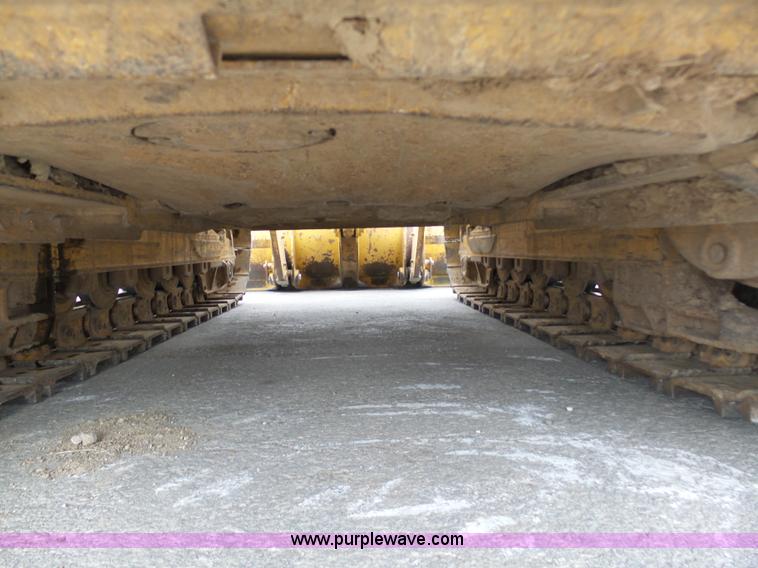 image for item L3040 2005 Caterpillar 953C crawler loader