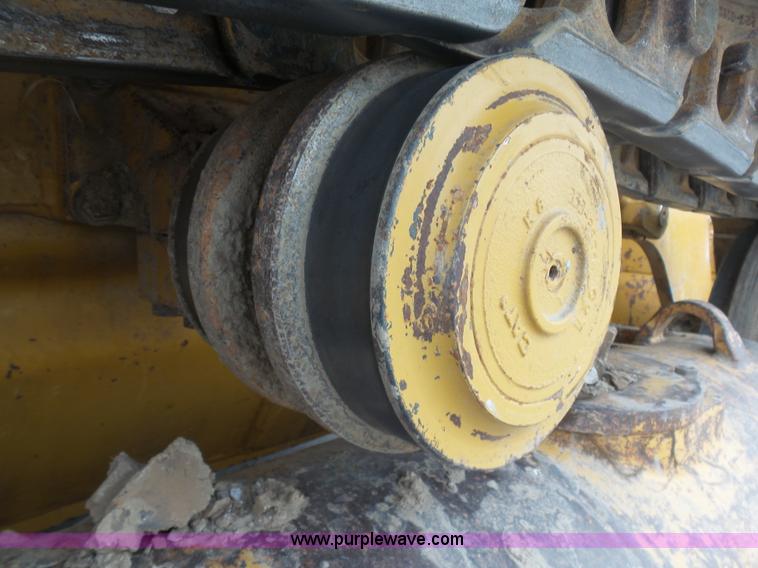 image for item L3040 2005 Caterpillar 953C crawler loader