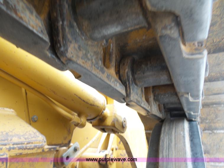 image for item L3040 2005 Caterpillar 953C crawler loader