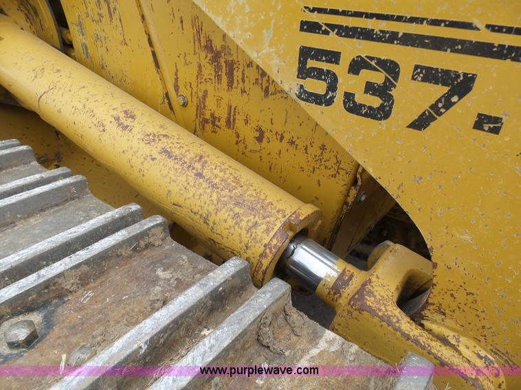 image for item L3040 2005 Caterpillar 953C crawler loader