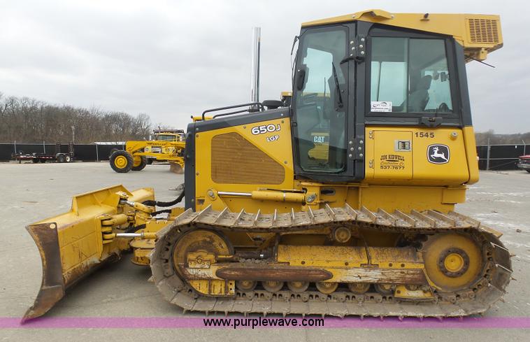 image for item L3041 2006 John Deere 650J LGP dozer