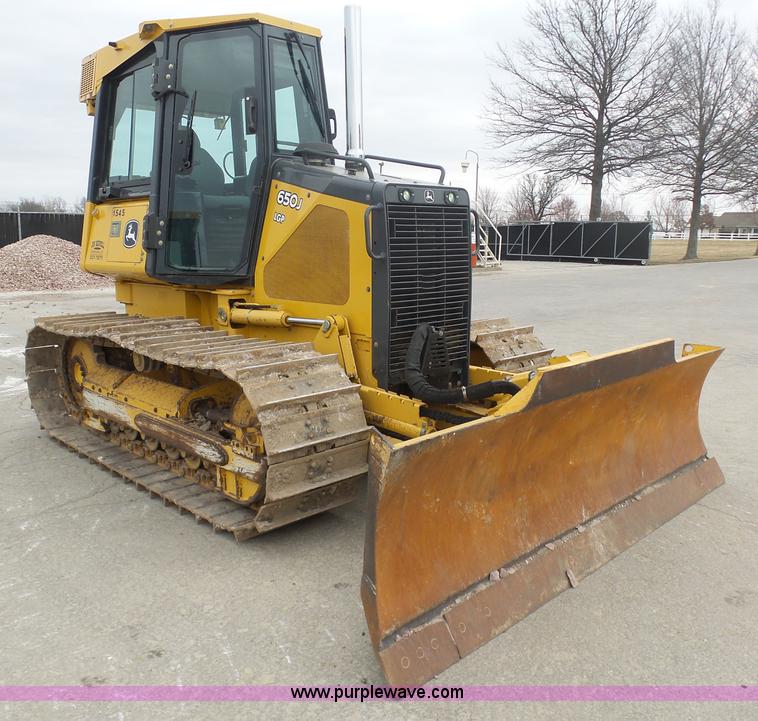 image for item L3041 2006 John Deere 650J LGP dozer