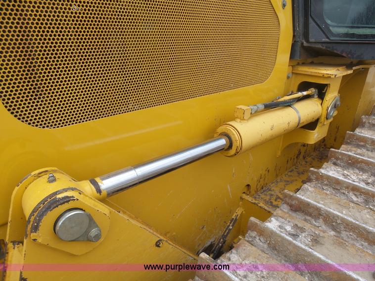 image for item L3041 2006 John Deere 650J LGP dozer