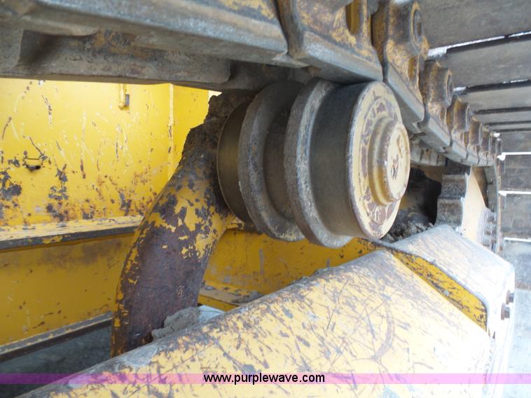 image for item L3041 2006 John Deere 650J LGP dozer