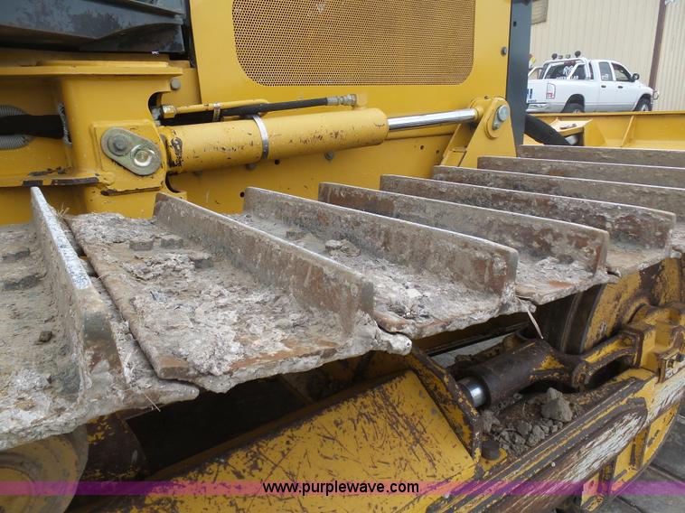 image for item L3041 2006 John Deere 650J LGP dozer