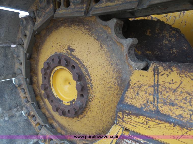 image for item L3041 2006 John Deere 650J LGP dozer