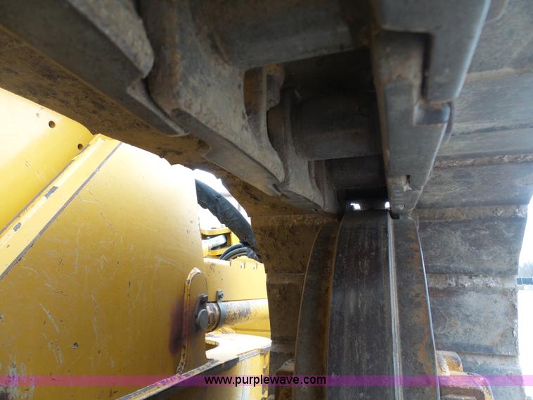 image for item L3041 2006 John Deere 650J LGP dozer