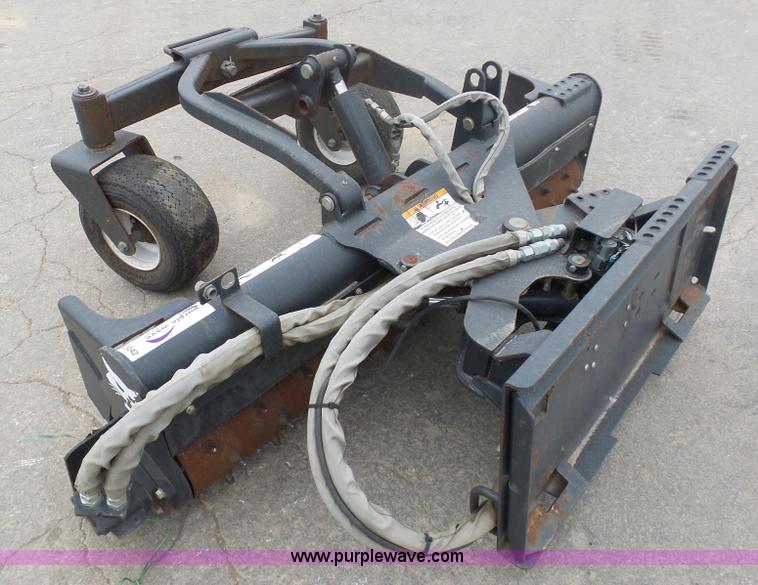 image for item L3042 2011 Bobcat 72SCH soil conditioner