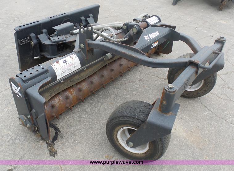 image for item L3042 2011 Bobcat 72SCH soil conditioner