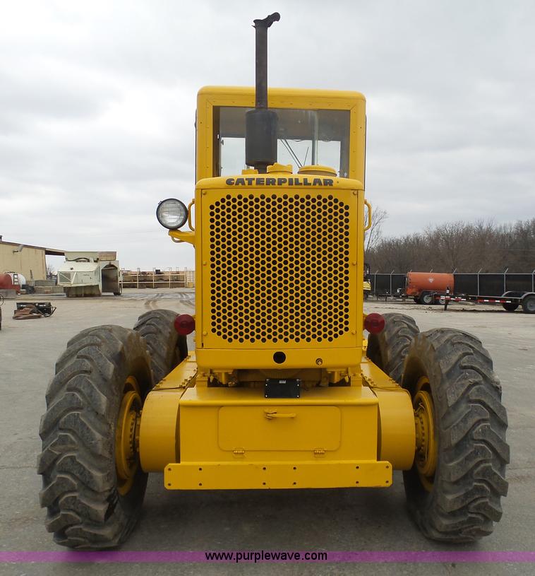 image for item L3044 1967 Caterpillar 120E motor grader