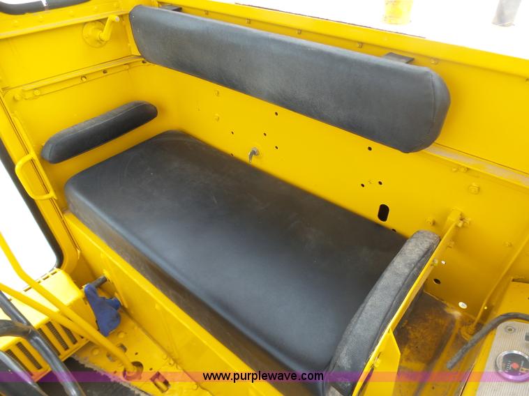 image for item L3044 1967 Caterpillar 120E motor grader