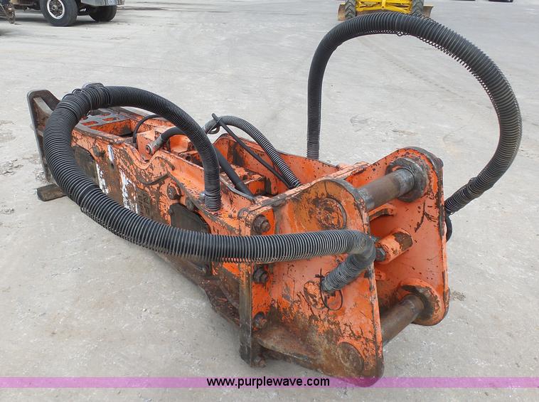 image for item L3049 NPK GH15 hydraulic hammer