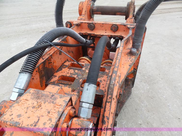 image for item L3049 NPK GH15 hydraulic hammer