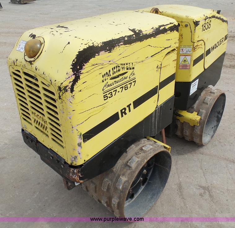 image for item L3050 Wacker RT vibratory trench compactor