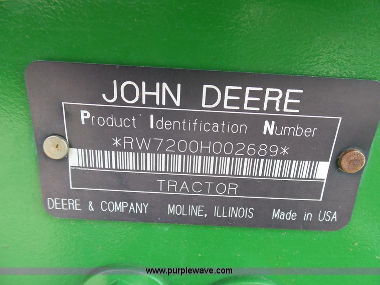 image for item L3052 1995 John Deere 7200 tractor