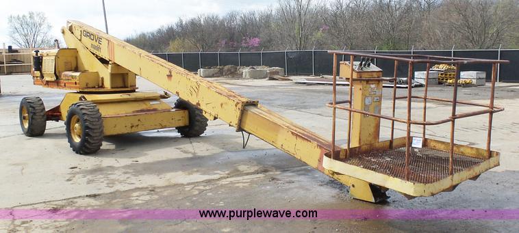 image for item L3170 Grove MZ46 Zoom boom lift