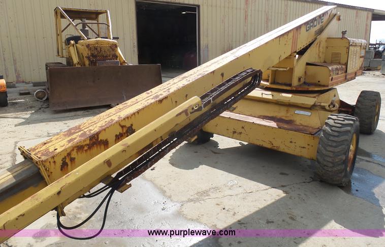 image for item L3170 Grove MZ46 Zoom boom lift