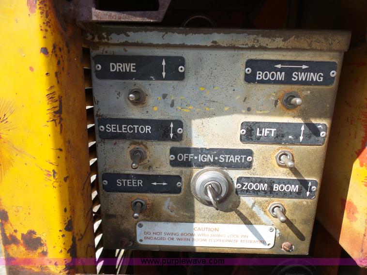 image for item L3170 Grove MZ46 Zoom boom lift