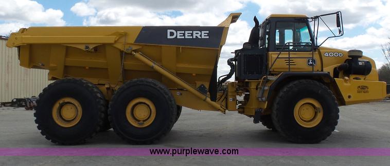 image for item L3171 2007 John Deere 400D articulated haul truck