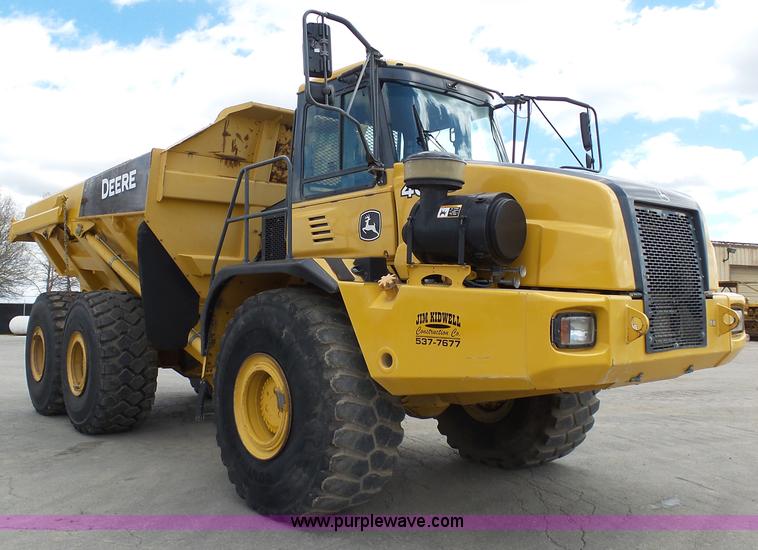 image for item L3171 2007 John Deere 400D articulated haul truck