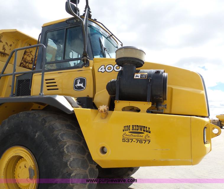 image for item L3171 2007 John Deere 400D articulated haul truck