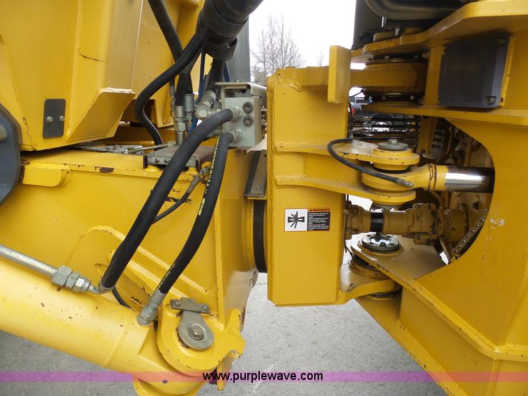 image for item L3171 2007 John Deere 400D articulated haul truck