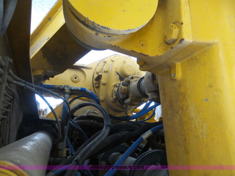 image for item L3171 2007 John Deere 400D articulated haul truck