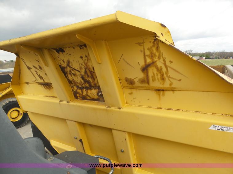 image for item L3171 2007 John Deere 400D articulated haul truck