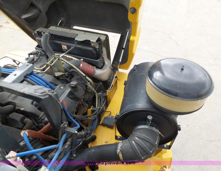 image for item L3171 2007 John Deere 400D articulated haul truck