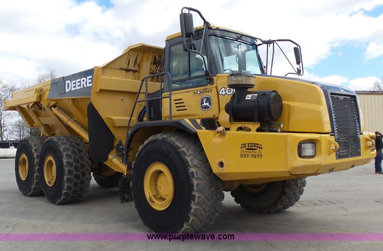image for item L3172 2007 John Deere 400D articulated haul truck