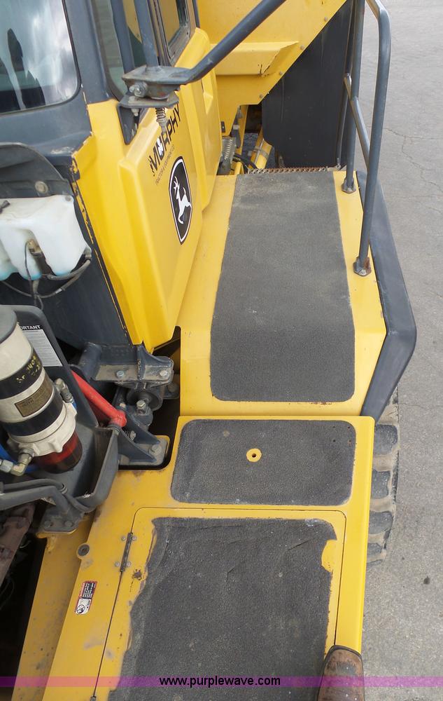 image for item L3172 2007 John Deere 400D articulated haul truck