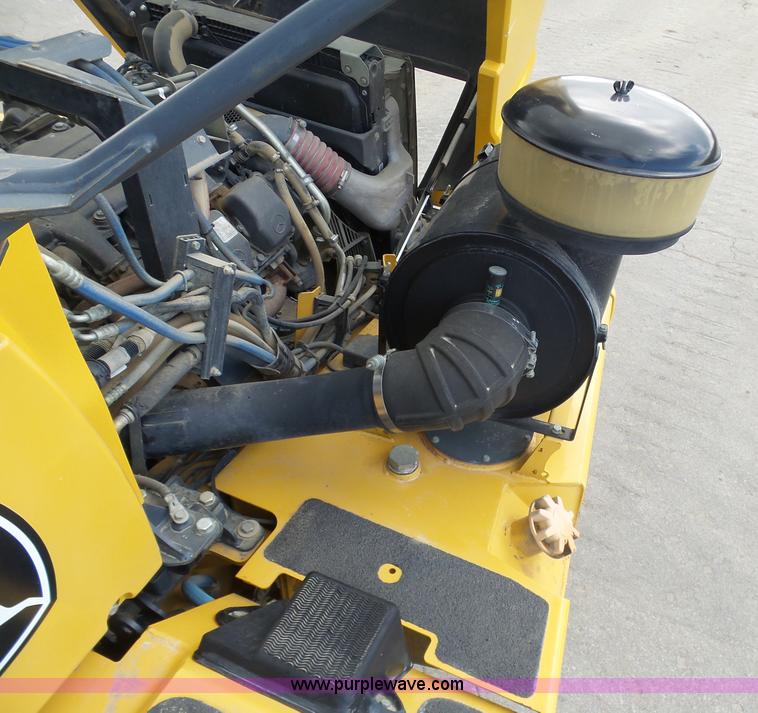 image for item L3172 2007 John Deere 400D articulated haul truck