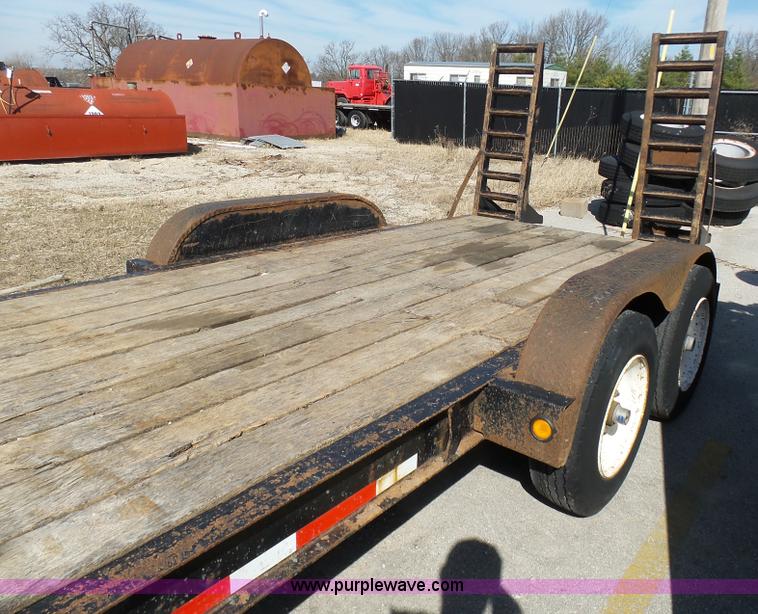 image for item L3174 2005 Trail King TK140-1600 equipment trailer