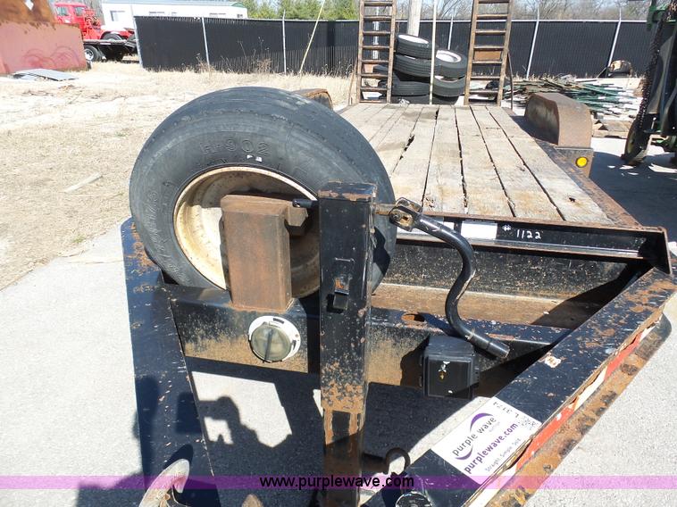 image for item L3174 2005 Trail King TK140-1600 equipment trailer