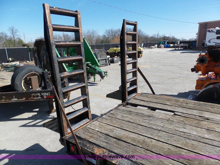 image for item L3175 2005 Trail King TK140-1600 equipment trailer