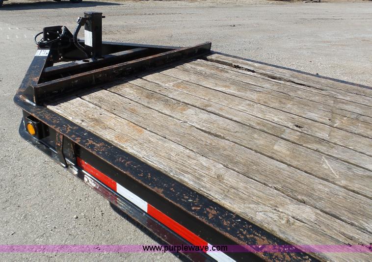 image for item L3175 2005 Trail King TK140-1600 equipment trailer