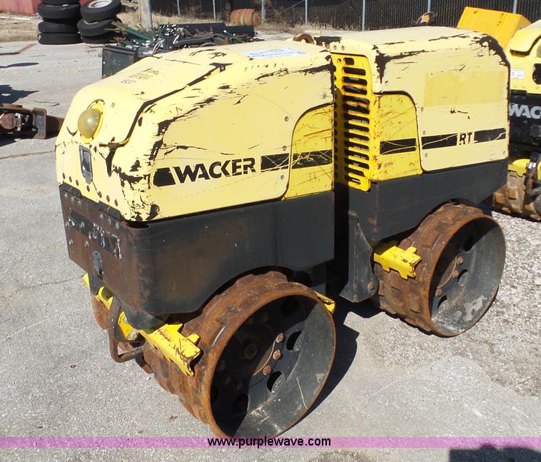 image for item L3178 Wacker RT vibratory trench compactor