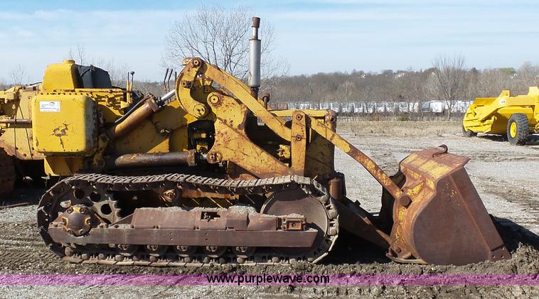 image for item L3181 Caterpillar 955 loader